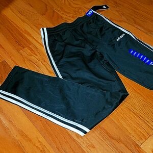 Boys Adidas Sweatpants open bottom L 14-16